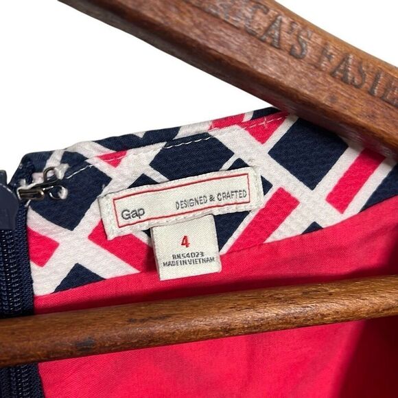 Gap Geometric Sleeveless Fit & Flare Mini Dress Red Black Size 4 - Picture 5 of 8